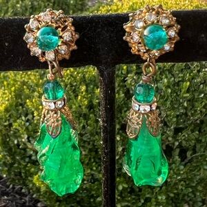 Miriam Haskell Vintage dangle green glass rhinestones earrings READ!